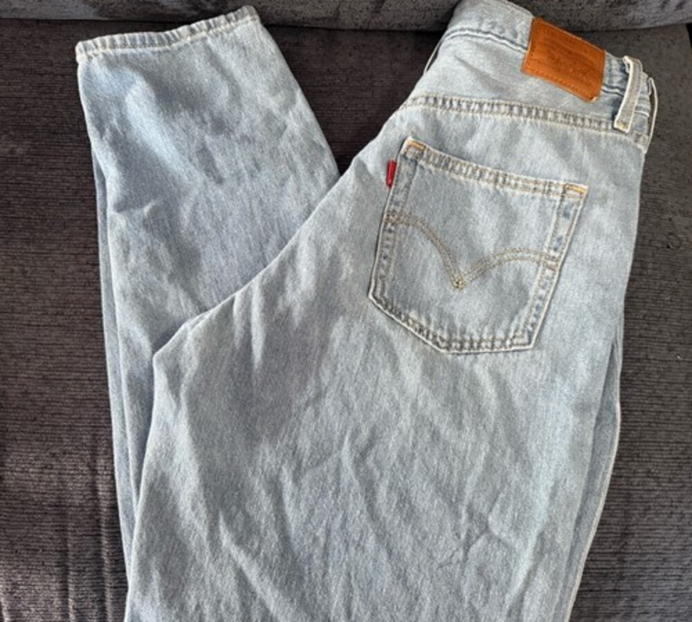 Y2K Levis Mom Jeans Womens 29x29 Light Wash Stretch High Rise Loose Taper